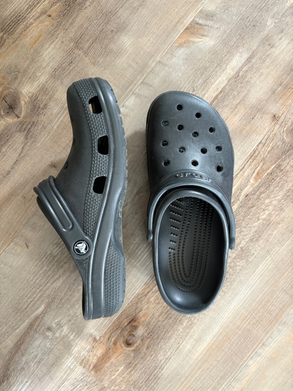 CROCS Classic Clog in Black - Women’s Size 10, Men’s Size 8